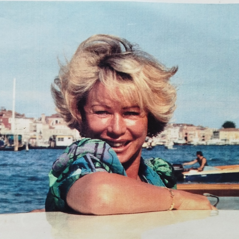 Photo de Madame Chris BERTHOU